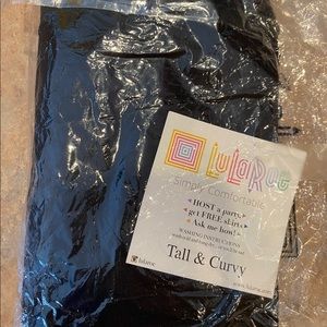 LuLaRoe black leggings size Tall & Curvy